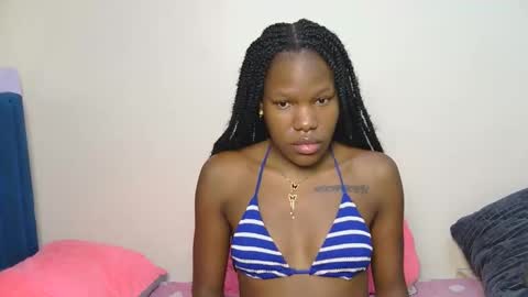 Snapshot of elllanna chatting on December 2025 11:11:02 PM elllanna online show from December 2025 11:11:02 PM