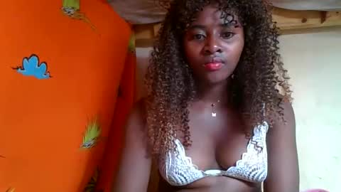 Ellodi online show from May 2026 10:08:02 PM