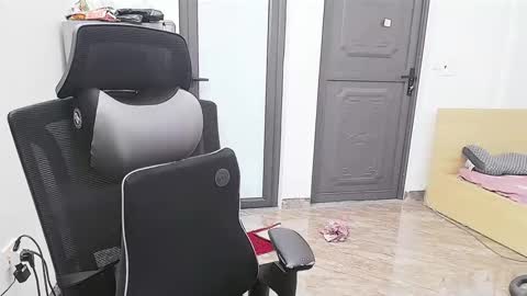 ellsa9x online show from October 2025 02:31:01 AM