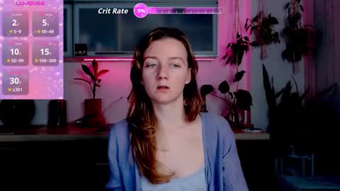 Snapshot of elly_helly chatting on November 2025 08:18:02 PM elly_helly online show from November 2025 08:18:02 PM