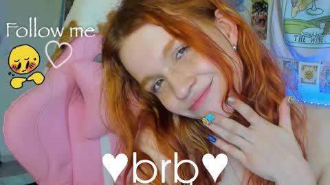 Snapshot of elly_milas chatting on November 2025 06:38:02 AM Elly Fansly online show from November 2025 06:38:02 AM