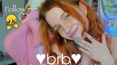 Snapshot of elly_milas chatting on November 2025 09:50:02 AM Elly Fansly online show from November 2025 09:50:02 AM