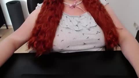 Elly online show from May 2026 12:55:02 PM