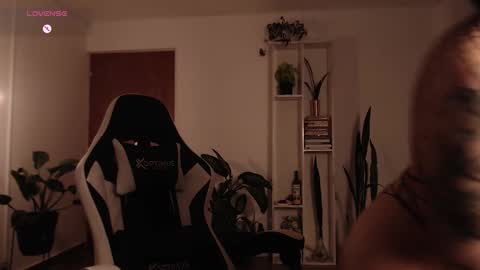 Emy Castro online show from November 2025 11:48:01 PM