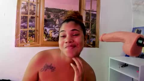 ellybloom online show from April 2026 02:01:02 PM