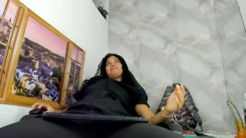 ellybloom online show from June 2026 01:04:02 PM