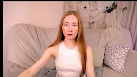 Elly online show from October 2025 02:58:02 AM