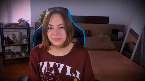 elma_lily online show from November 2025 07:27:01 AM