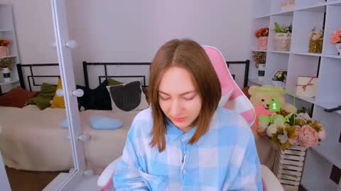 elma_lily online show from January 2026 07:23:02 AM