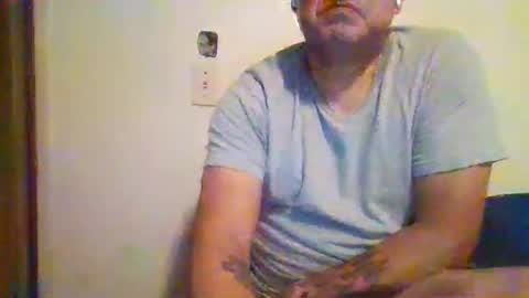 elmario24 online show from October 2025 05:41:02 PM