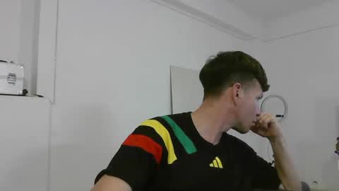 elnenedearg online show from December 2024 10:59:01 PM