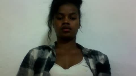 elodie228680 online show from June 2026 05:11:02 PM