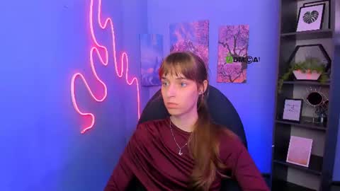Snapshot of elodie_crystal chatting on July 2026 01:03:01 PM Ella online show from July 2026 01:03:01 PM