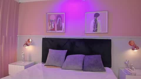 Elodie  online show from June 2026 11:57:01 AM