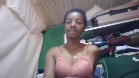 elodynarcisse online show from December 2025 08:41:02 AM