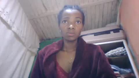 elodynarcisse online show from December 2025 04:52:02 AM