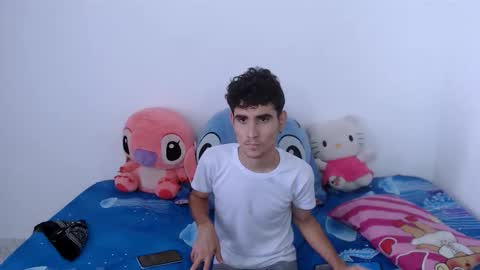 Snapshot of elois_21 chatting on September 2025 11:21:01 AM Elois online show from September 2025 11:21:01 AM