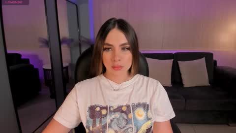 ELOISA OLIVERO online show from October 2025 11:30:02 AM