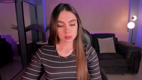 ELOISA OLIVERO online show from October 2025 12:04:02 PM