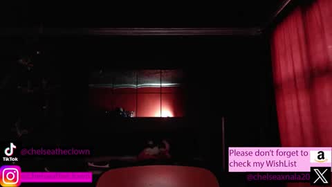 Chelsea  Please help me to reach 100 thumbs up online show from December 2025 03:41:01 PM