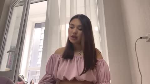 Snapshot of eloisetatsuhara chatting on October 2025 11:11:01 AM Alice online show from October 2025 11:11:01 AM
