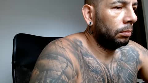 Snapshot of elosocazador chatting on December 2024 02:37:01 PM elosocazador online show from December 2024 02:37:01 PM