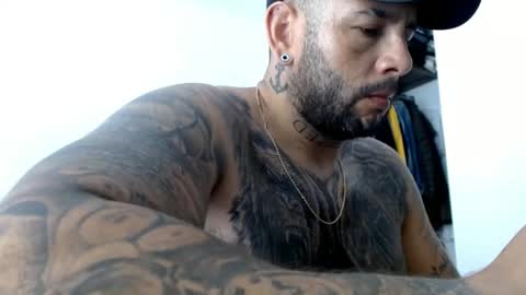 Snapshot of elosocazador chatting on January 2025 03:50:01 PM elosocazador online show from January 2025 03:50:01 PM