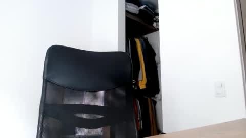 Snapshot of elosocazador chatting on February 2025 12:12:01 PM elosocazador online show from February 2025 12:12:01 PM