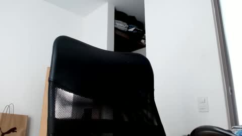 Snapshot of elosocazador chatting on February 2025 05:10:02 PM elosocazador online show from February 2025 05:10:02 PM