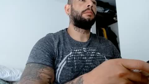 Snapshot of elosocazador chatting on February 2025 01:08:02 PM elosocazador online show from February 2025 01:08:02 PM