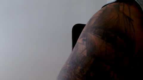 elosocazador online show from December 2025 07:22:01 PM