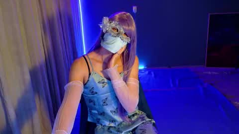 ElowenStarshade online show from September 2025 08:23:01 PM