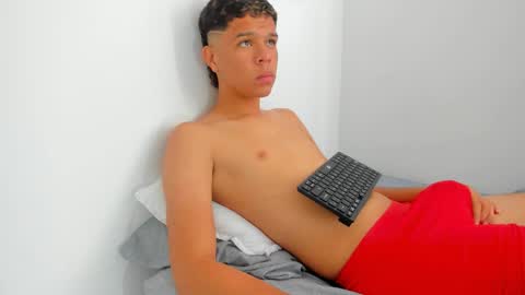 elpicha_dotado online show from February 2026 02:43:02 PM