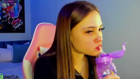 Snapshot of elsa_carterr chatting on November 2025 11:34:02 AM elsa_carterr online show from November 2025 11:34:02 AM