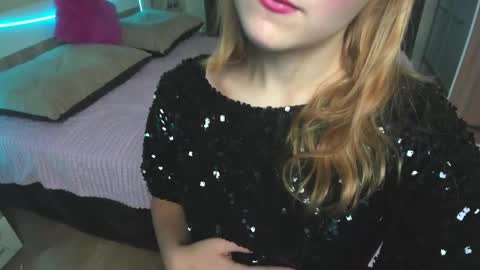 Elsa  online show from December 2024 02:53:02 AM