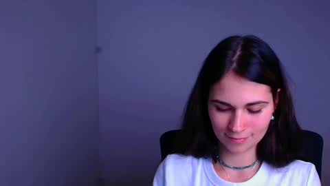 Elsa online show from December 2024 10:54:02 PM