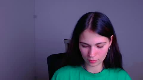 Elsa online show from December 2024 10:37:02 PM