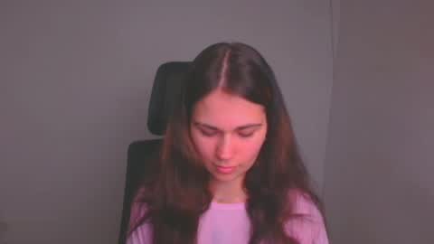 Elsa online show from February 2025 07:49:01 PM