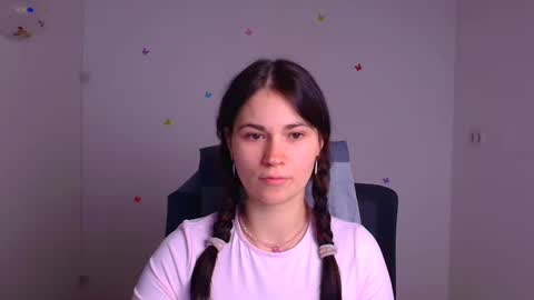 Elsa online show from March 2025 07:45:02 PM