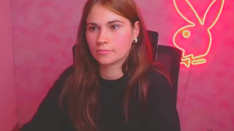 Elsa online show from October 2025 07:00:01 PM