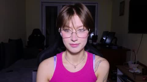 elsaangel online show from February 2026 12:47:02 PM