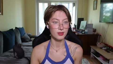 elsaangel online show from May 2026 04:42:01 AM