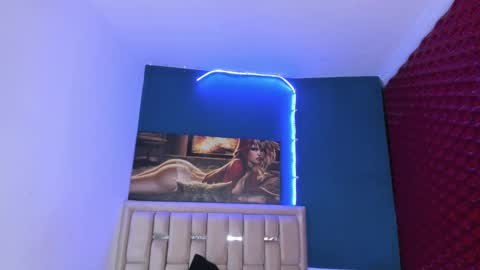 Snapshot of elsalombardi chatting on March 2025 10:35:02 AM Elsa online show from March 2025 10:35:02 AM