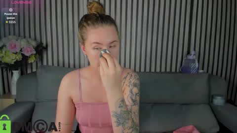 Elsie online show from October 2025 12:54:01 AM