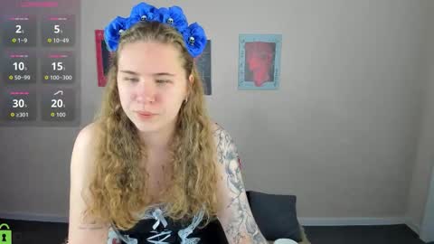 Elsie online show from October 2025 12:58:01 AM