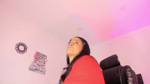 elsiemorrison online show from December 2025 06:57:02 PM