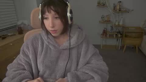 Snapshot of elslove chatting on December 2025 10:48:01 PM ELS online show from December 2025 10:48:01 PM