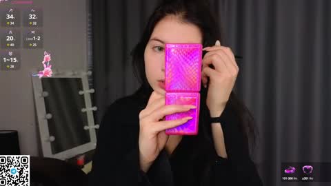 Elizabeth online show from January 2025 07:35:01 AM