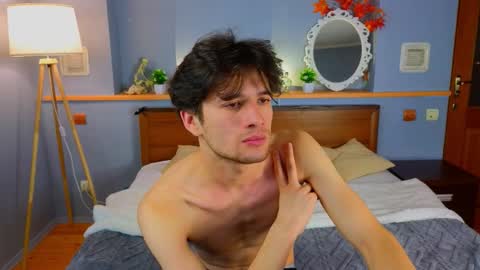 Snapshot of elvano_et chatting on November 2025 07:19:02 AM Elvano online show from November 2025 07:19:02 AM