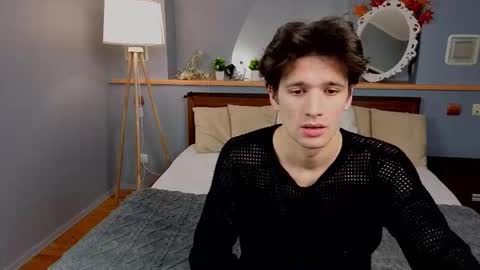 Snapshot of elvano_et chatting on November 2025 01:54:02 PM Elvano online show from November 2025 01:54:02 PM